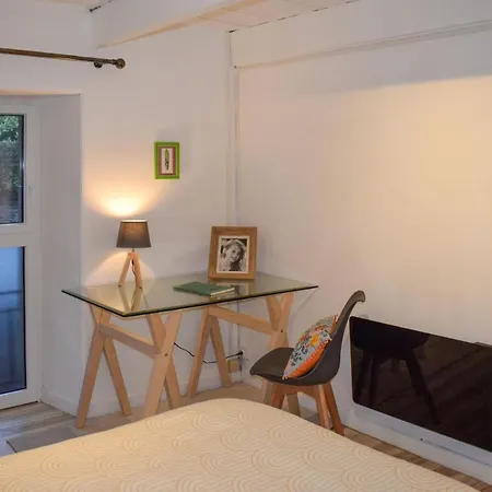 Amazing In With Kitchenette Holiday home