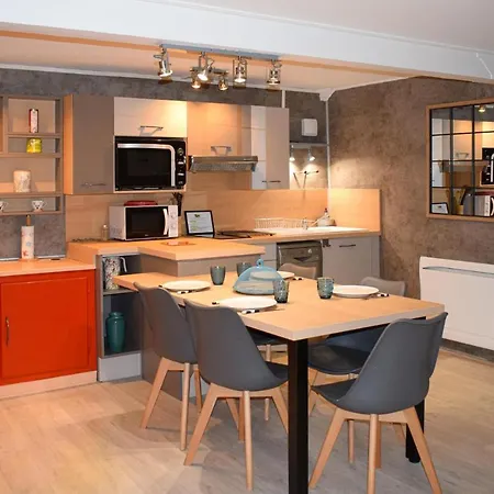 Amazing In With Kitchenette Holiday home